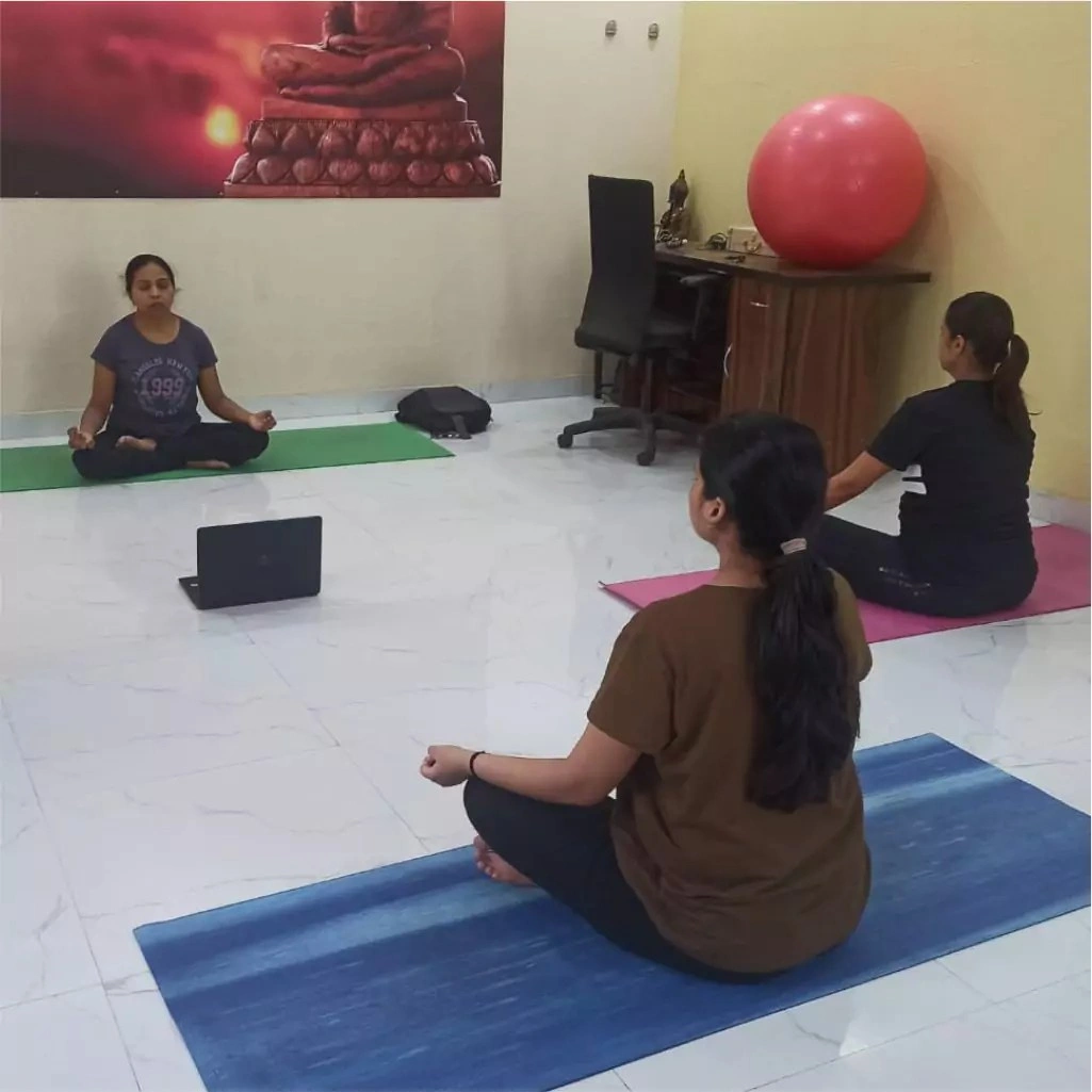 online and offline yoga classes